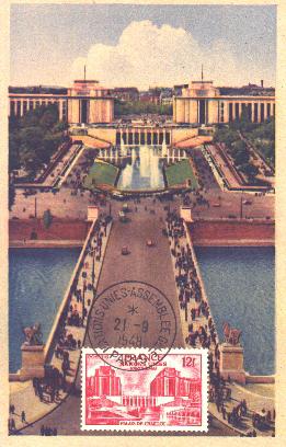 Carte-maximum : le Palais de Chaillot - Paris (27 k)